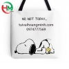 Sức hấp dẫn kì diệu của túi tote in hình là từ đâu?