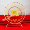 cung cấp kỷ niệm chương pha lê , làm pha lê  để bàn , sản xuất pha lê làm quà tặng