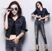 Áo khoác jean nữ cổ trụ 2 túi màu xanh đậm cá tính