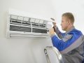 Sửa chữa vệ sinh máy lạnh tại nhà ở TP.HCM
