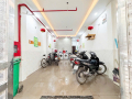 TÒA NHÀ DỊCH VỤ ĐƯỜNG LÁNG - 13 PHÒNG KHÉP KÍN, DOANH THU 70TR/1 THÁNG - GIÁ 15 TỶ