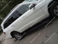 Bậc lên xuống điện cho xe,bệ bước chân điện thò thụt cho Mercedes
